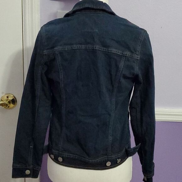 Old Navy Dark Wash Boxy Trendy Essential Jean Jacket Shacket - Picture 5 of 10